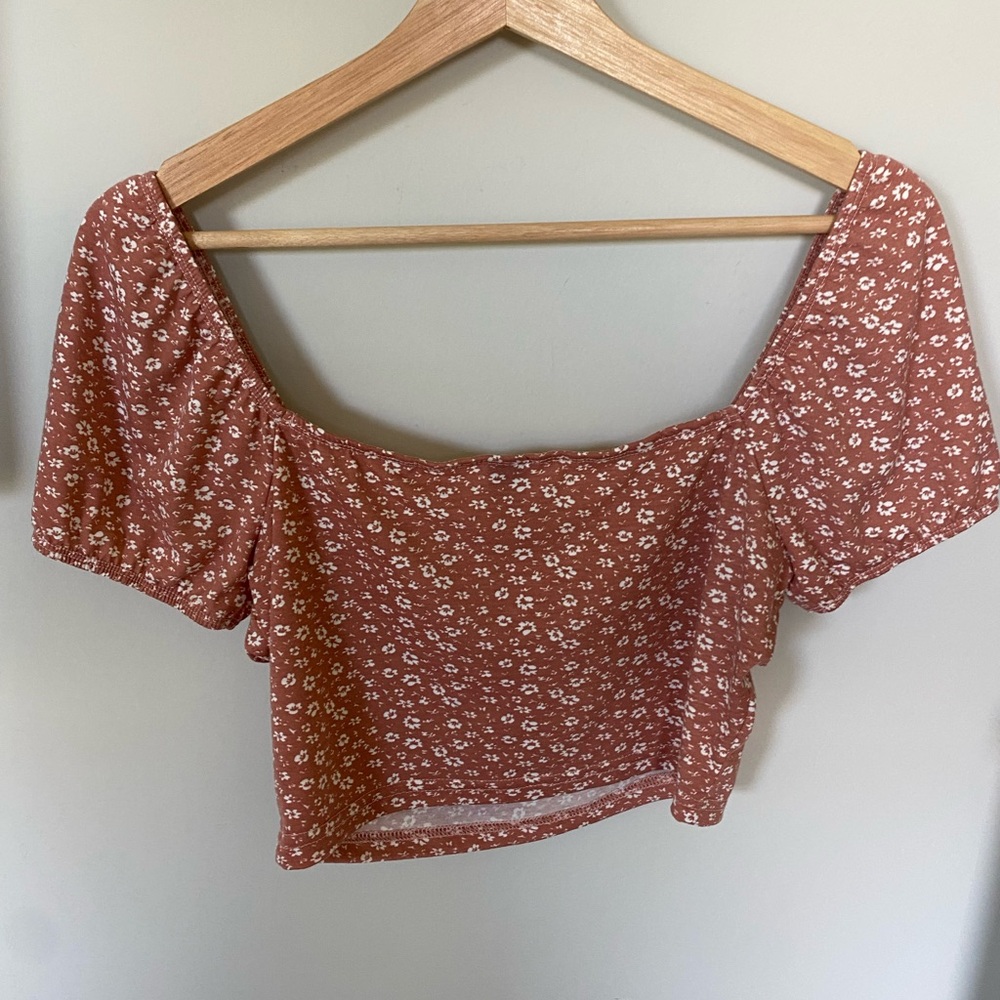 Floral Rust Top - Picture 3 of 3